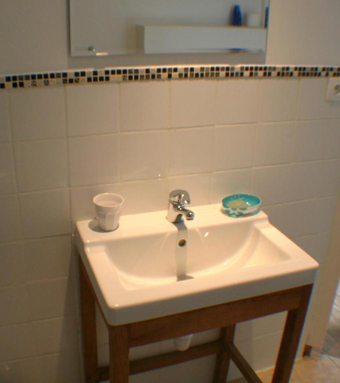 Bed and Breakfast Le Voltaire Airvault Экстерьер фото